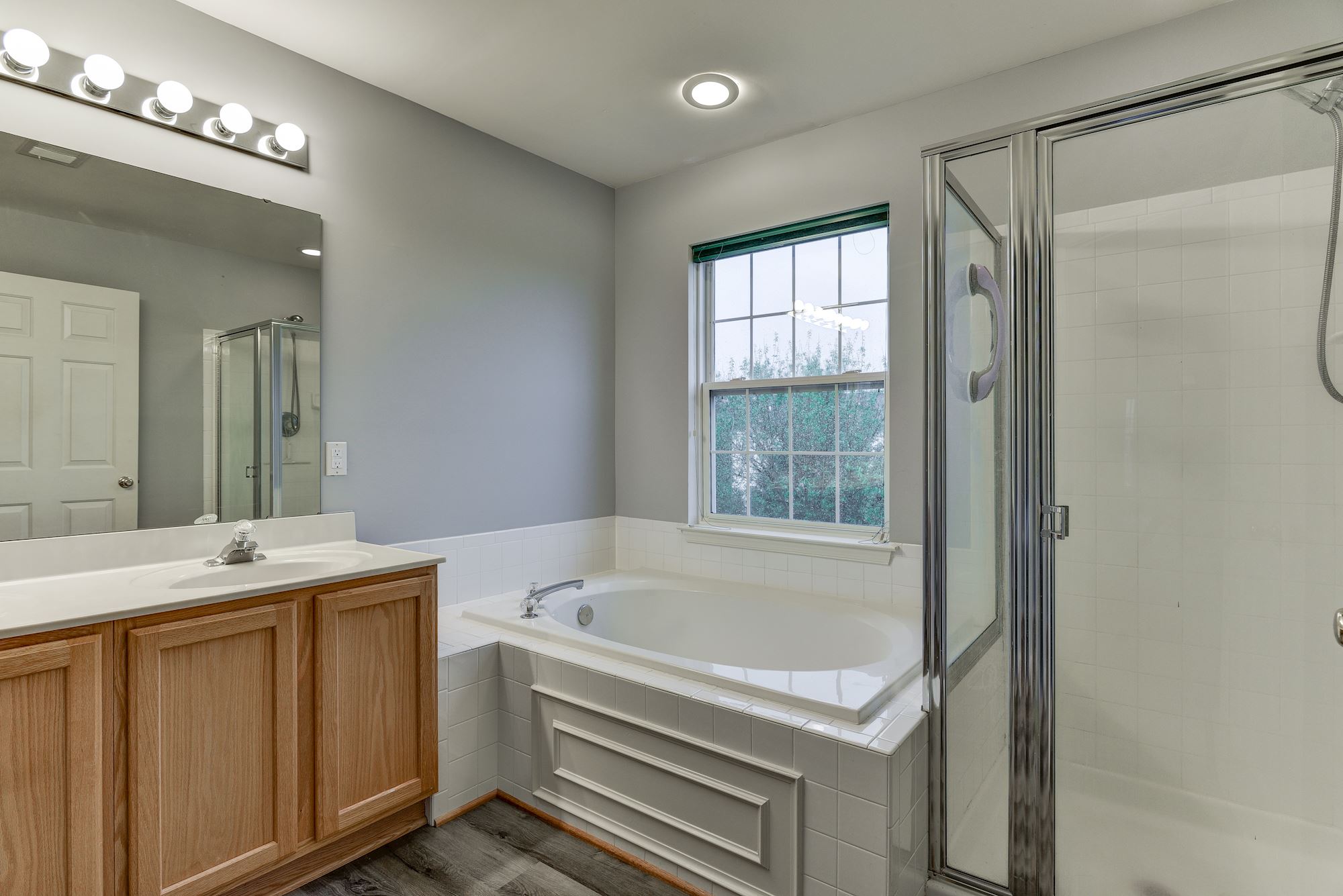 NEW LISTING 3 BD Townhome in Oatland Farm, Olney, MD